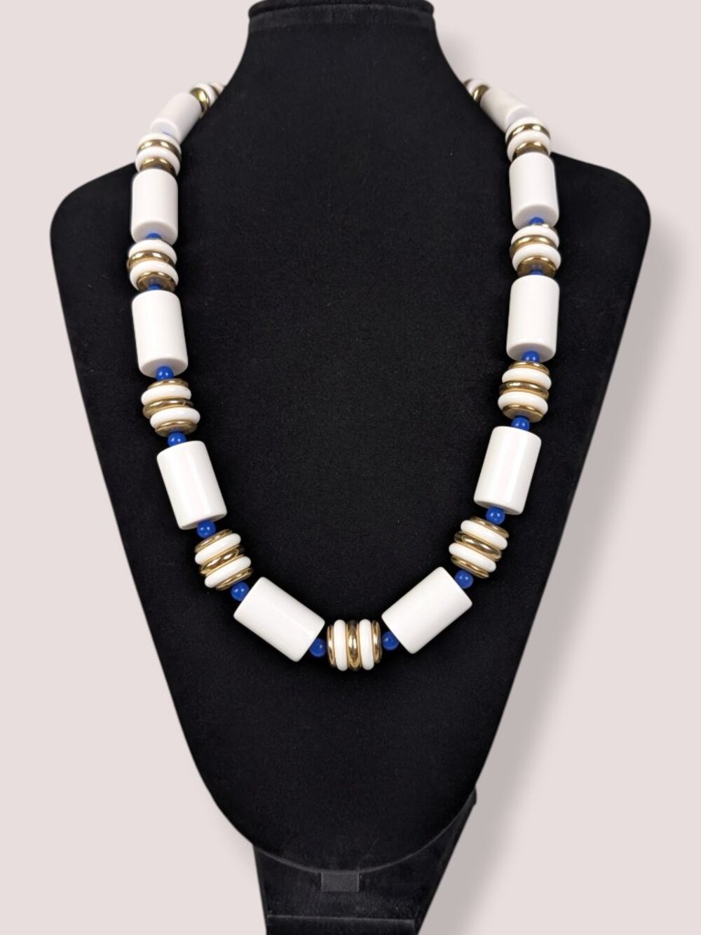Vintage Chunky White & Blue Lucite Beaded Necklace